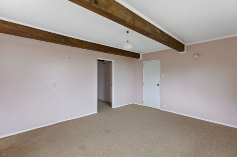 Photo of property in 11 South Road, Moturoa, New Plymouth, 4310