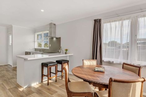 Photo of property in 2a Harris Street, Feilding, 4702