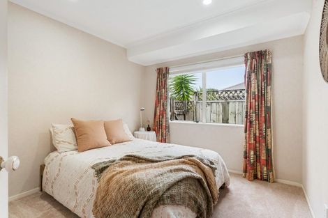 Photo of property in 19 Bronte Place, Somerville, Auckland, 2014