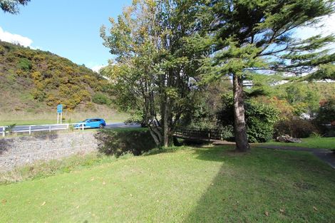 Photo of property in 283-291 Middleton Road, Glenside, Wellington, 6037