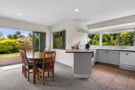 Photo of property in 7 Kalmia Dell, Mount Maunganui, 3116