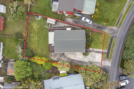 Photo of property in 7 Kingussie Place, Highland Park, Auckland, 2010