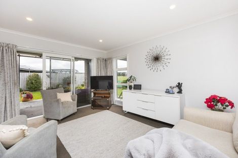 Photo of property in 18 Accolade Street, Maewa, Feilding, 4702