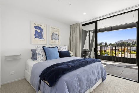 Photo of property in 3/5 Northlake Drive, Wanaka, 9305