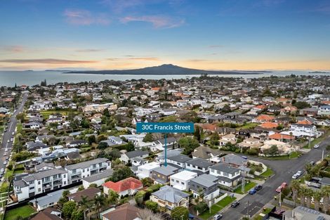Photo of property in 30c Francis Street, Hauraki, Auckland, 0622