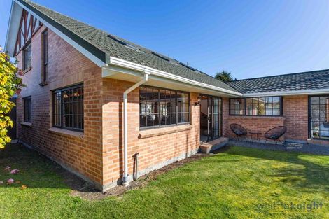 Photo of property in 2/28 Champion Street, Edgeware, Christchurch, 8013