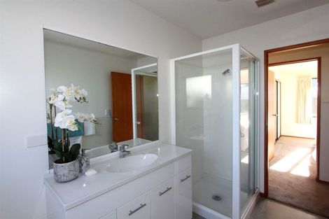 Photo of property in 339 Keyes Road, New Brighton, Christchurch, 8083