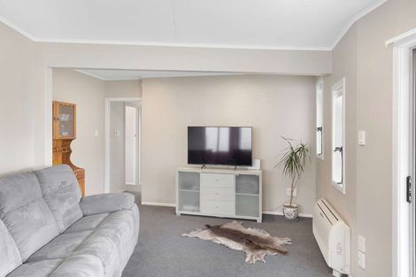 Photo of property in 19 Walker Street, East Gore, Gore, 9710