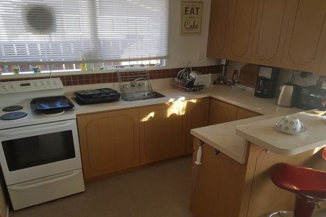 Photo of property in 2/3 Farnborough Street, Aranui, Christchurch, 8061