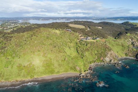 Photo of property in 92 Pukematu Lane, Russell, 0202