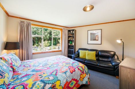 Photo of property in 355 Turitea Road, Turitea, Palmerston North, 4472