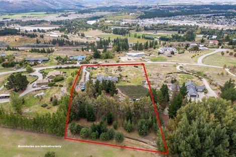 Photo of property in 10 Old Golf Course Road, Bridge Hill, Alexandra, 9320