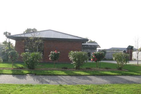 Photo of property in 127 Summerhill Drive, Fitzherbert, Palmerston North, 4410