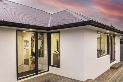 Photo of property in 10 Epping Place, Burnside, Christchurch, 8053