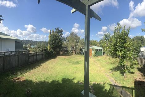 Photo of property in 6 Coleman Avenue, Herald Island, Auckland, 0618