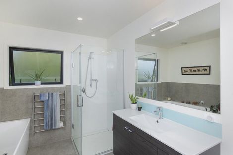 Photo of property in 15 Adams Road, Whataupoko, Gisborne, 4010