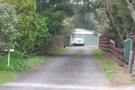 Photo of property in 28 Lipton Grove, Opaheke, Papakura, 2113