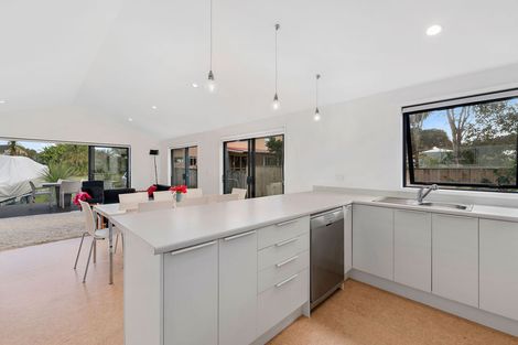 Photo of property in 10 Harbour View Road, Point Wells, Warkworth, 0986