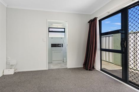 Photo of property in 68a Auckland Road, Greenmeadows, Napier, 4112