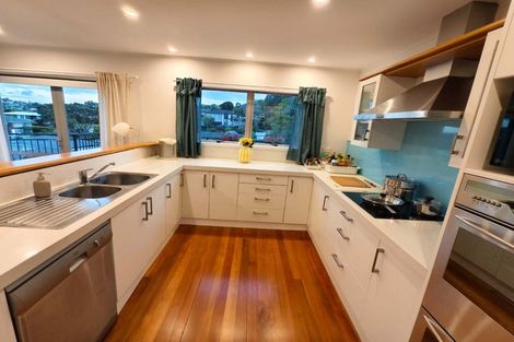 Photo of property in 4 Lynngate Place, Hillcrest, Auckland, 0627