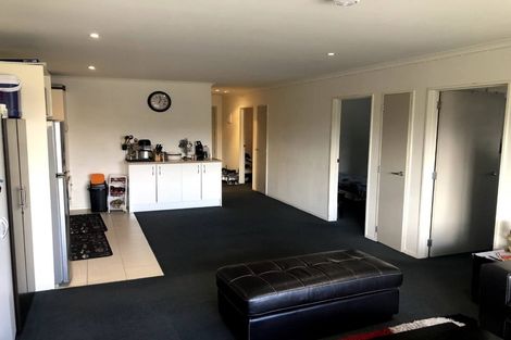 Photo of property in 2c/47 Stanhope Road, Mount Wellington, Auckland, 1051