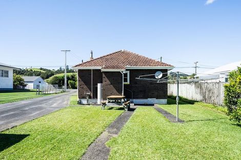 Photo of property in 63 Valley Road, Hikurangi, 0114