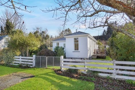 Photo of property in 18 Railway Terrace, Glentunnel, Coalgate, 7673