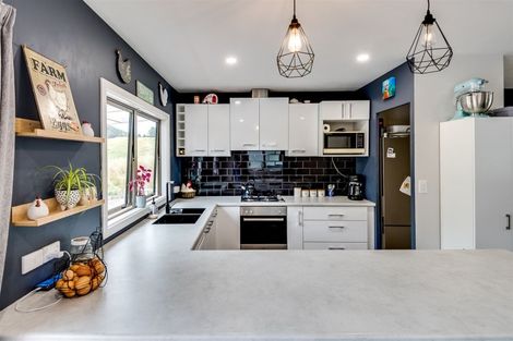 Photo of property in 1584 Dartmoor Road, Dartmoor, Napier, 4186