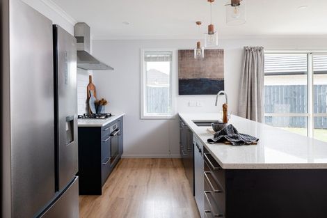 Photo of property in 6 Elizabeth Street, Cambridge, 3434