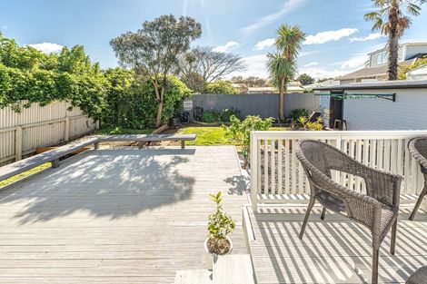 Photo of property in 2 Gonville Avenue, Gonville, Whanganui, 4501