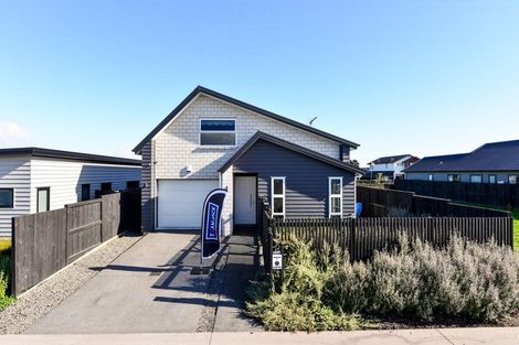 Photo of property in 7 Lavinias Way, Chartwell, Hamilton, 3210