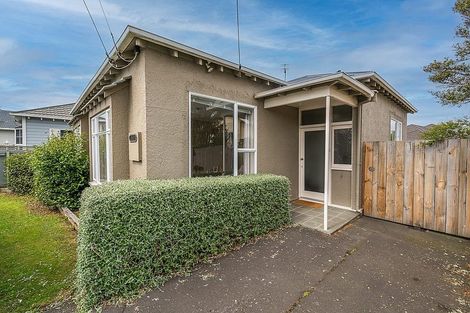 Photo of property in 5 Hargest Crescent, Saint Kilda, Dunedin, 9012