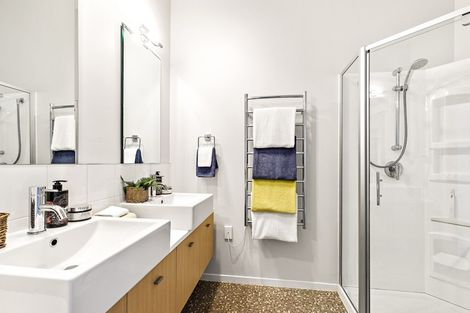 Photo of property in 2 The Southern Isle, Omaha, 0986