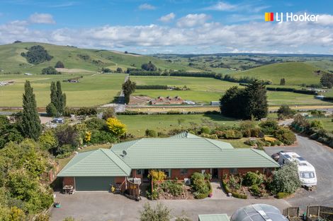 Photo of property in 756 Waihola Highway, Clarendon, Outram, 9073