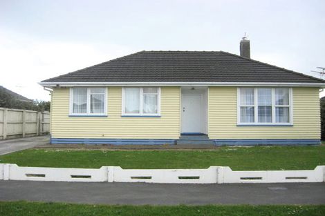 Photo of property in 33 Uxbridge Street, Redwood, Christchurch, 8051