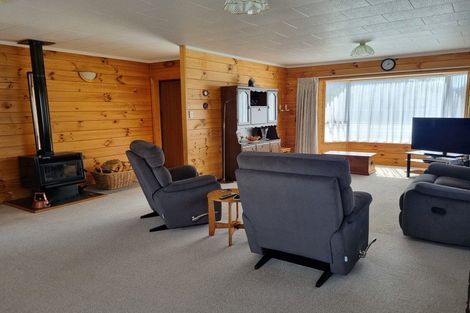 Photo of property in 104 Waller Street, Murchison, 7007