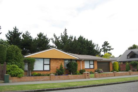 Photo of property in 2/82 Waratah Street, Avondale, Christchurch, 8061