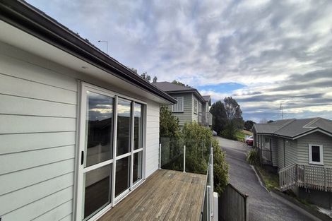 Photo of property in 3 Viridian Lane, Greenhithe, Auckland, 0632