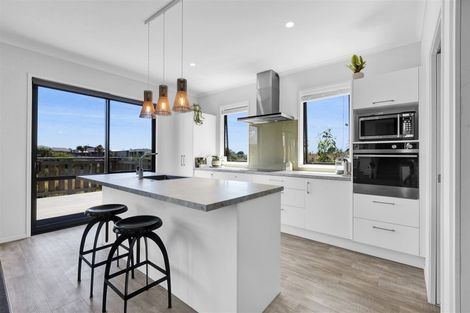 Photo of property in 5a Amy Way, Bell Block, New Plymouth, 4312