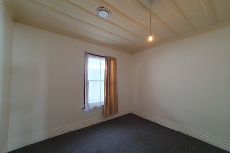 Photo of property in 181-183 Carlyle Street, Napier South, Napier, 4110