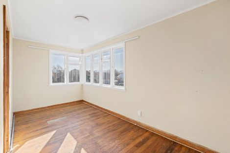 Photo of property in 8-10 Dix Crescent, Riversdale, Blenheim, 7201