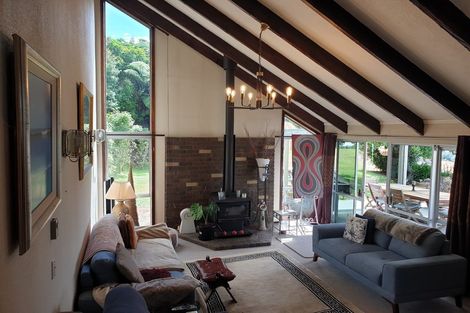 Photo of property in 72 Mountain Road, Western Heights, Rotorua, 3015