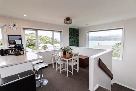 Photo of property in 8 Bowes Crescent, Strathmore Park, Wellington, 6022