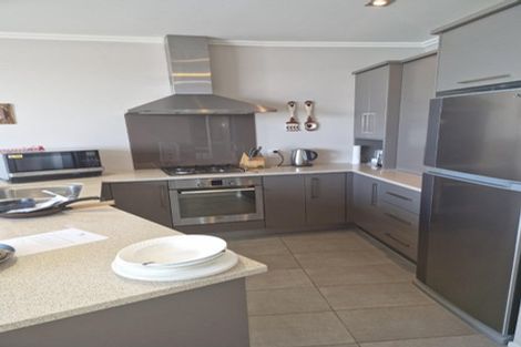 Photo of property in 2/51 Dive Crescent, Tauranga, 3110