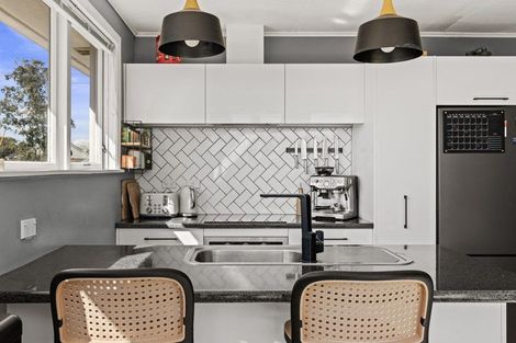 Photo of property in 1 Ventura Grove, Bulls, 4818