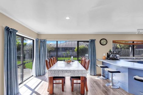 Photo of property in 46 Ayrshire Drive, Grandview Heights, Hamilton, 3200