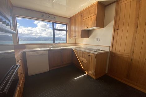 Photo of property in 32 Newport Terrace, Seatoun, Wellington, 6022