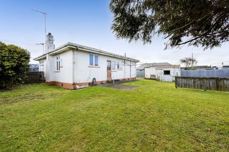 Photo of property in 225 South Road, Hawera, 4610