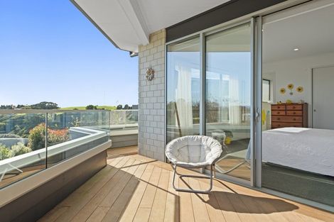 Photo of property in 60 Adler Drive, Ohauiti, Tauranga, 3112