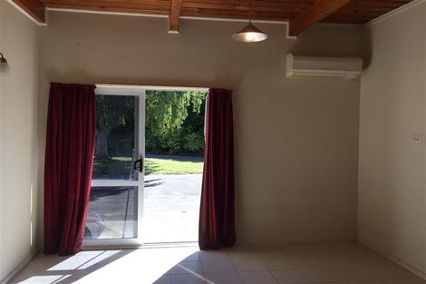 Photo of property in Acacia Flats, 1/205 Waikawa Road, Waikawa, Picton, 7220